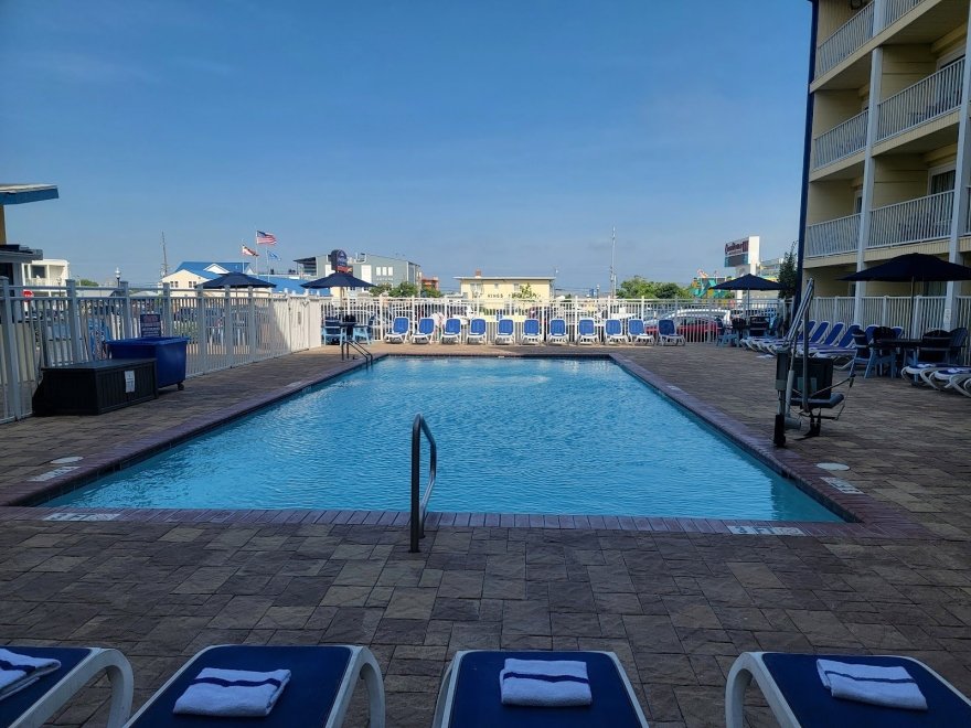 Howard Johnson by Wyndham Ocean City Oceanfront