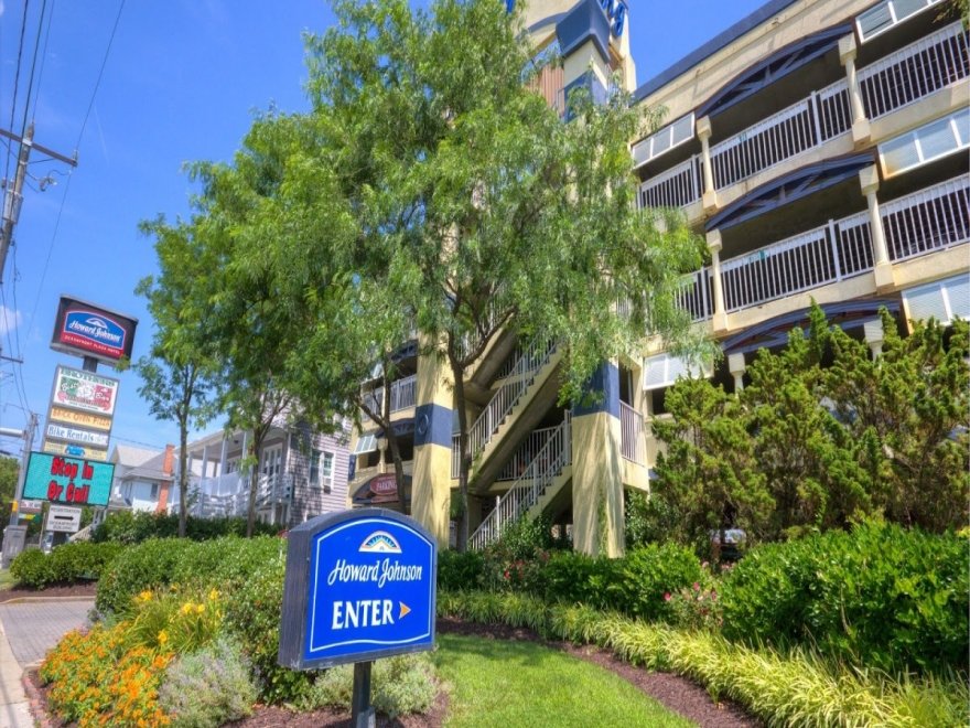 Howard Johnson Plaza by Wyndham Ocean City Oceanfront
