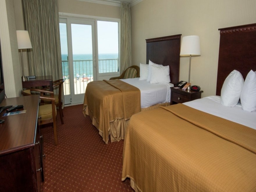Howard Johnson Plaza by Wyndham Ocean City Oceanfront