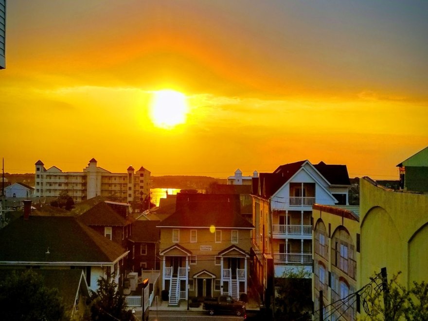 Howard Johnson Plaza by Wyndham Ocean City Oceanfront