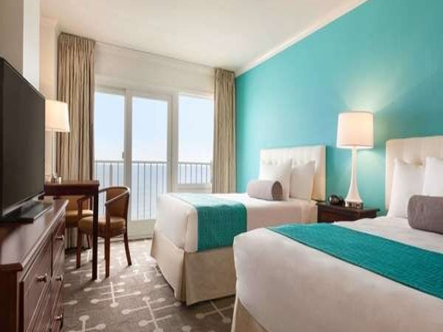Howard Johnson Plaza by Wyndham Ocean City Oceanfront