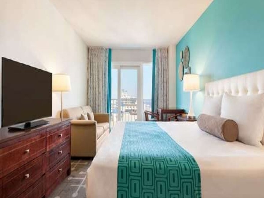 Howard Johnson Plaza by Wyndham Ocean City Oceanfront