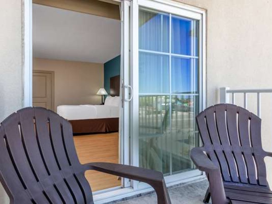 La Quinta Inn & Suites by Wyndham Ocean City