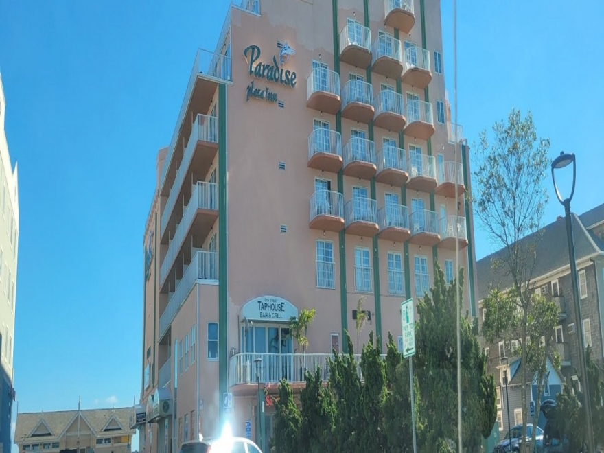 Paradise Plaza Inn