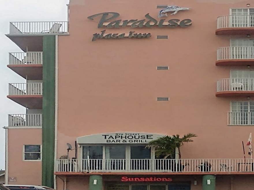 Paradise Plaza Inn