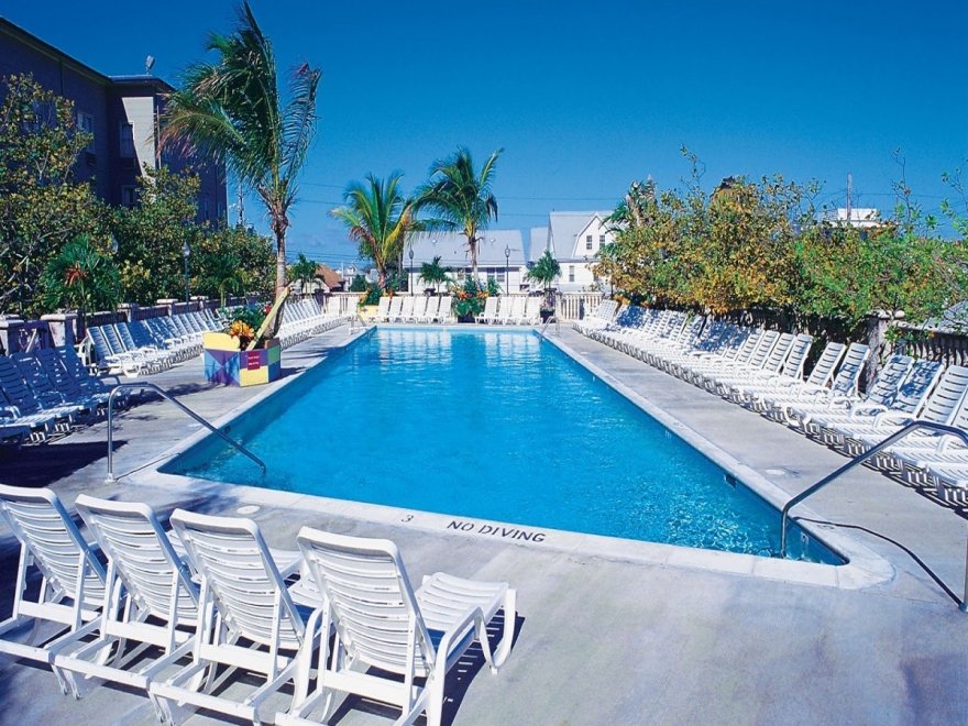Plim Plaza Hotel